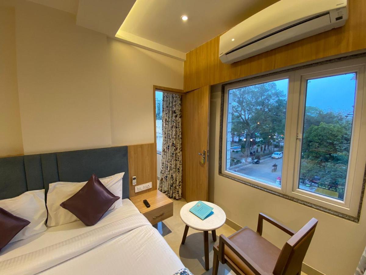 Hotel Mumbai House Express Udaipur Luaran gambar