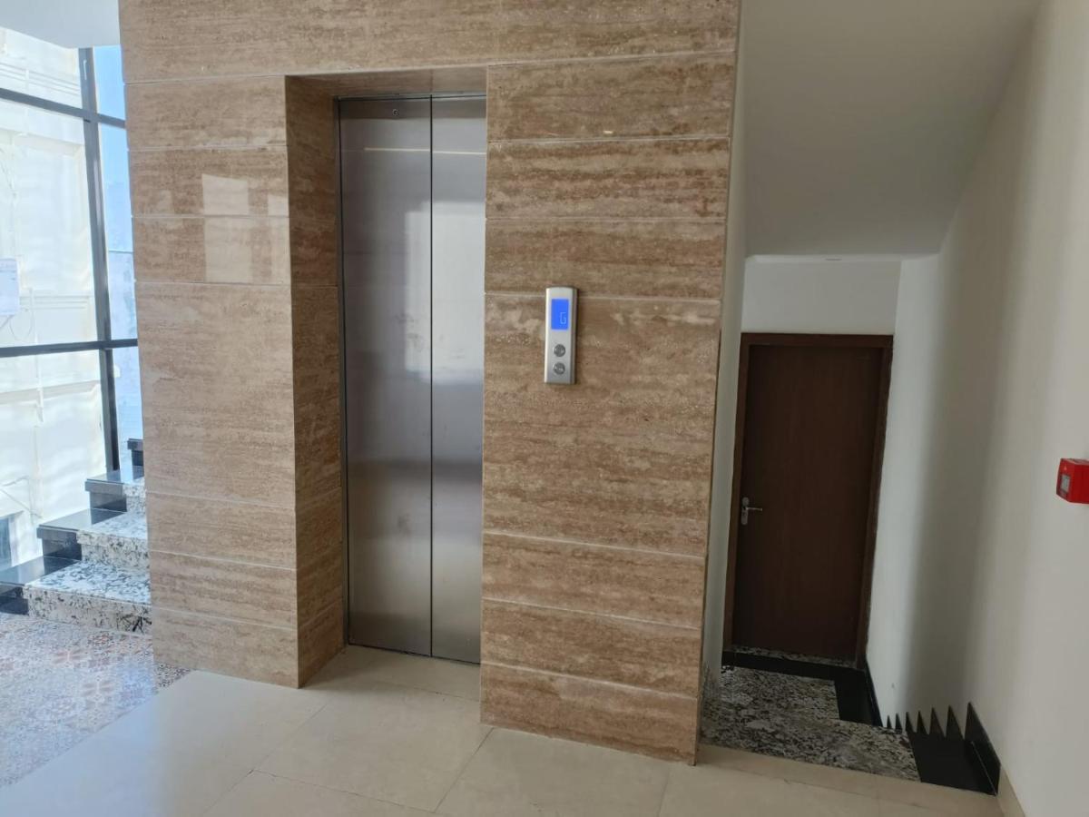 Hotel Mumbai House Express Udaipur Luaran gambar