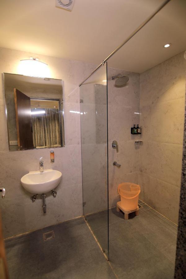 Hotel Mumbai House Express Udaipur Luaran gambar