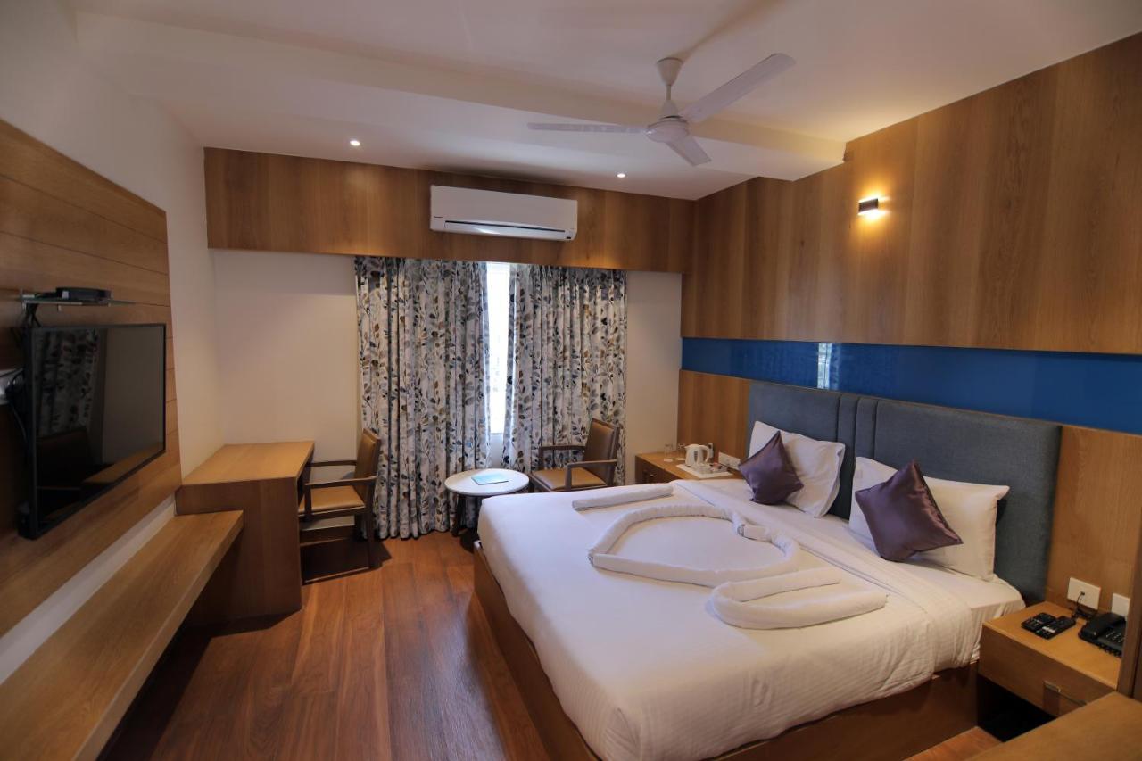 Hotel Mumbai House Express Udaipur Luaran gambar