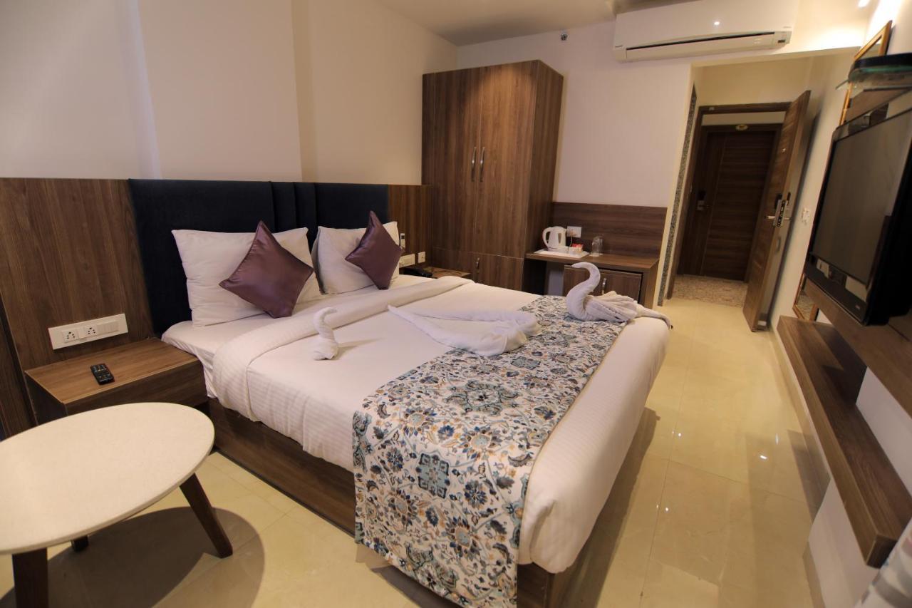 Hotel Mumbai House Express Udaipur Luaran gambar