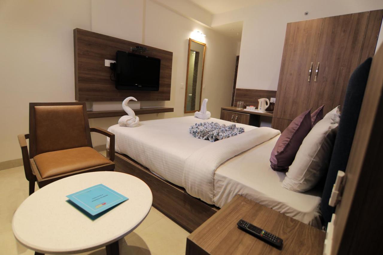 Hotel Mumbai House Express Udaipur Luaran gambar