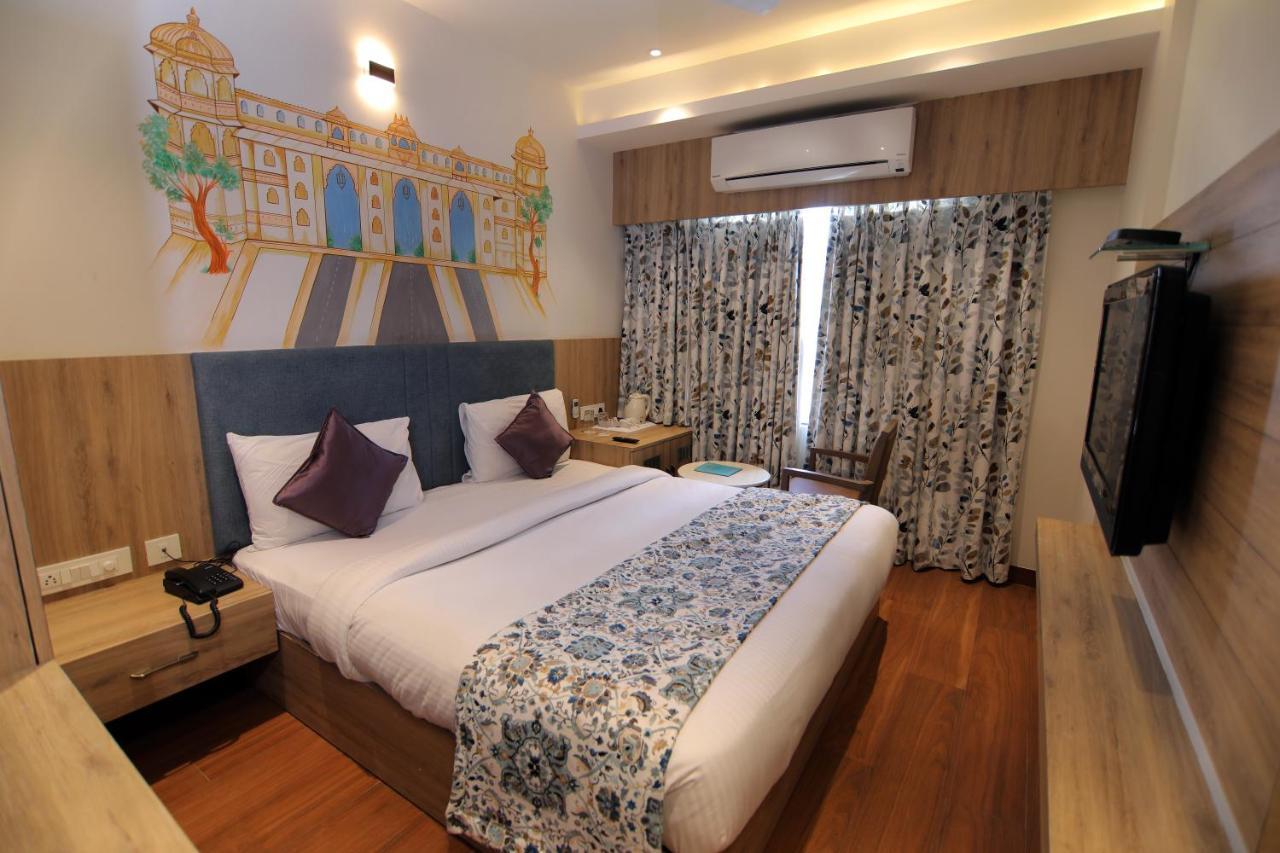 Hotel Mumbai House Express Udaipur Luaran gambar