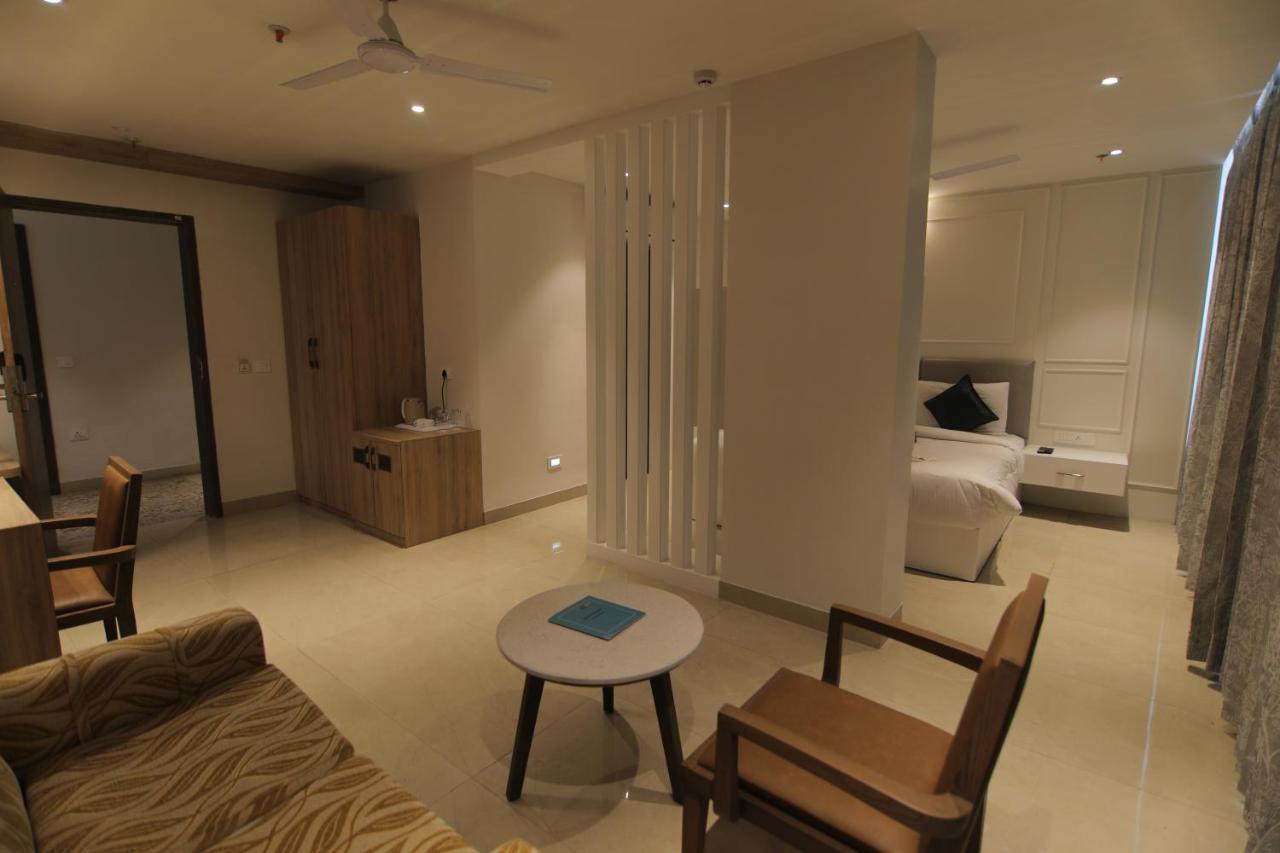 Hotel Mumbai House Express Udaipur Luaran gambar